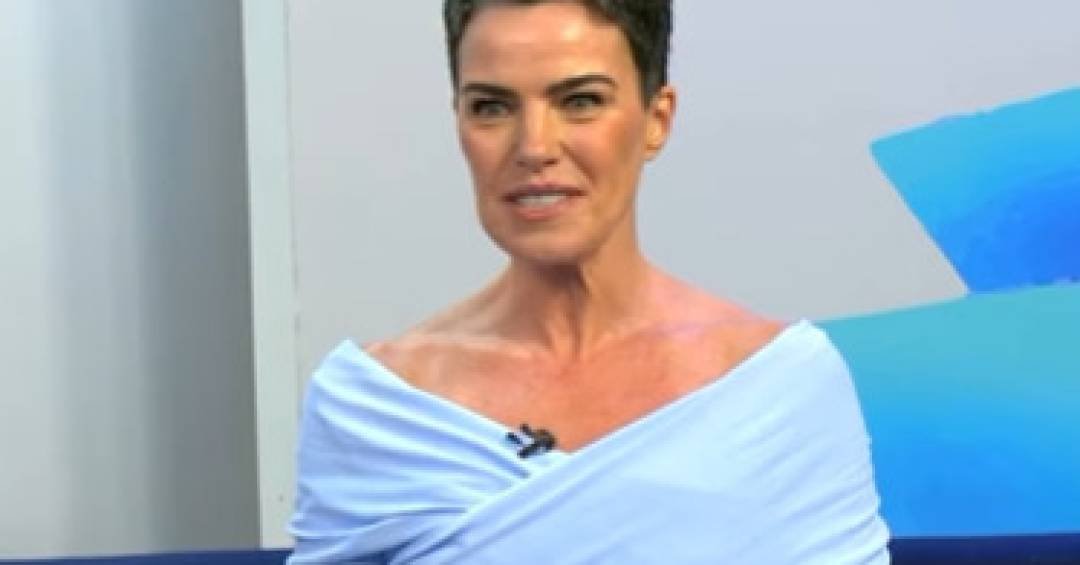 Ana Paula Arósio surpreende em rara aparição em Sã...