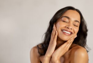 Médica lista 5 suplementos essenciais para uma pele bonita