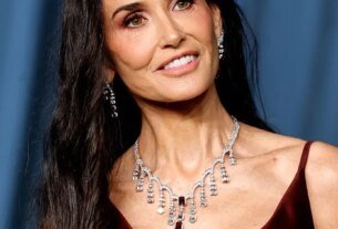 Qual o truque do cabelo dos sonhos de Demi Moore?