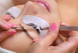 Alongamento de cílios em tela faz mal? Saiba os riscos